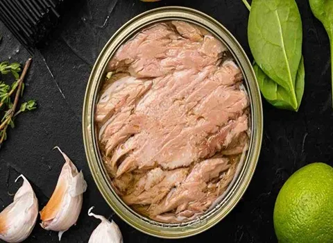 تصویر 2 از کنسرو مرغ خوش‌خوراک و آماده مصرف در بسته‌بندی بهداشتی + مناسب برای استفاده روزانه در منزل و محل کار با ماندگاری بالا و کیفیت ممتاز