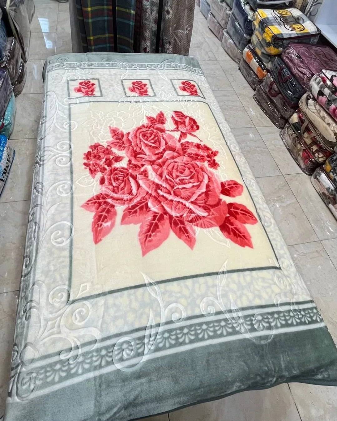 تصویر 1 از قیمت عمده و کف بازار پتو زنبق گلدار تک نفره