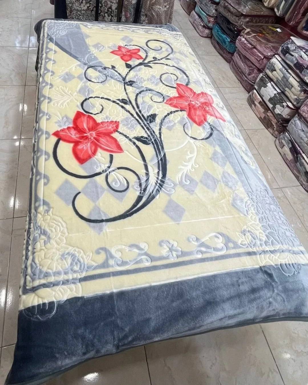 تصویر 1 از قیمت عمده و تامین مستقیم پتو زنبق گلدار دونفره