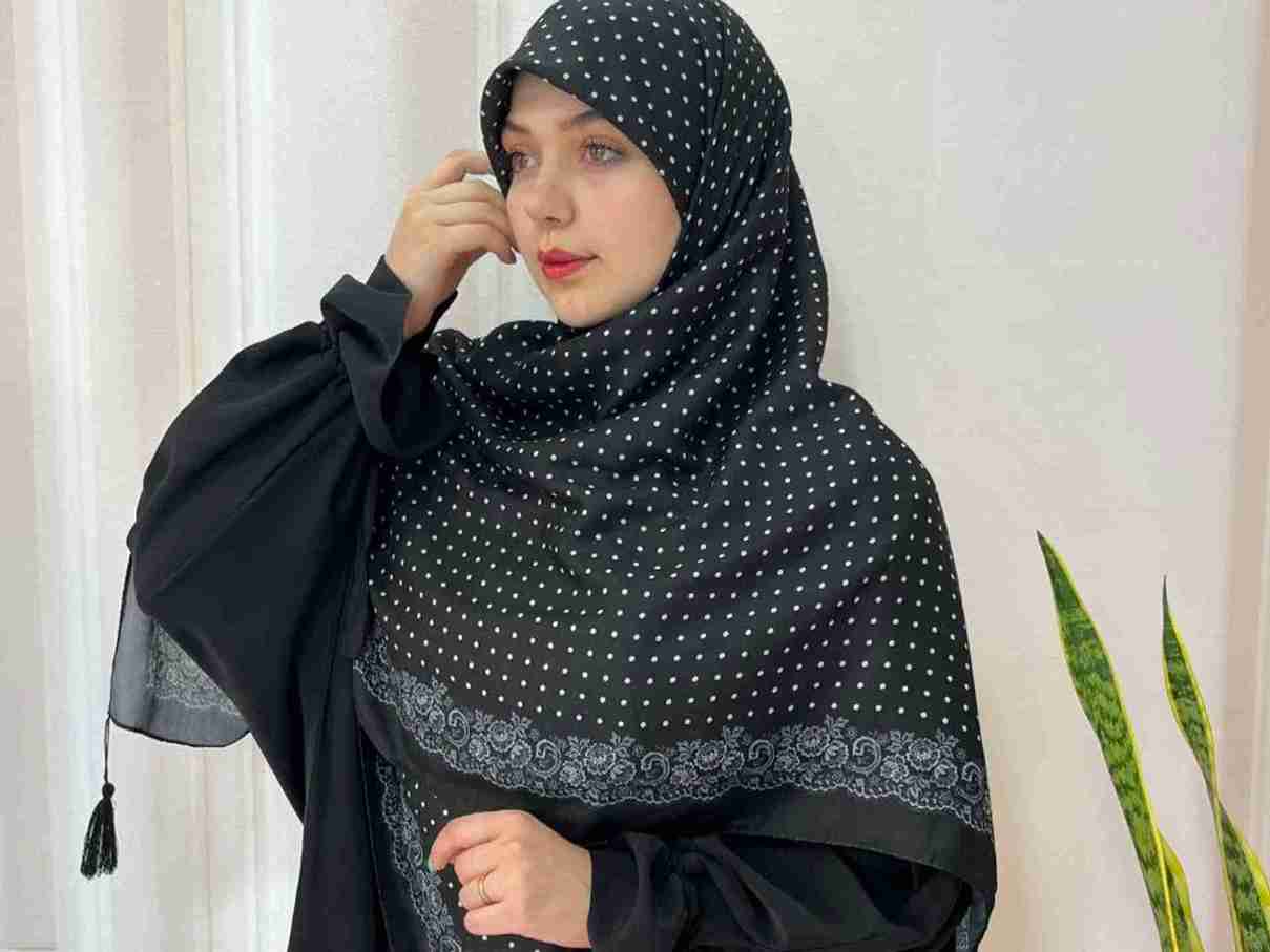 تصویر 5 از خرید عمده روسری نخی مشکی طرحدار بدون واسطه