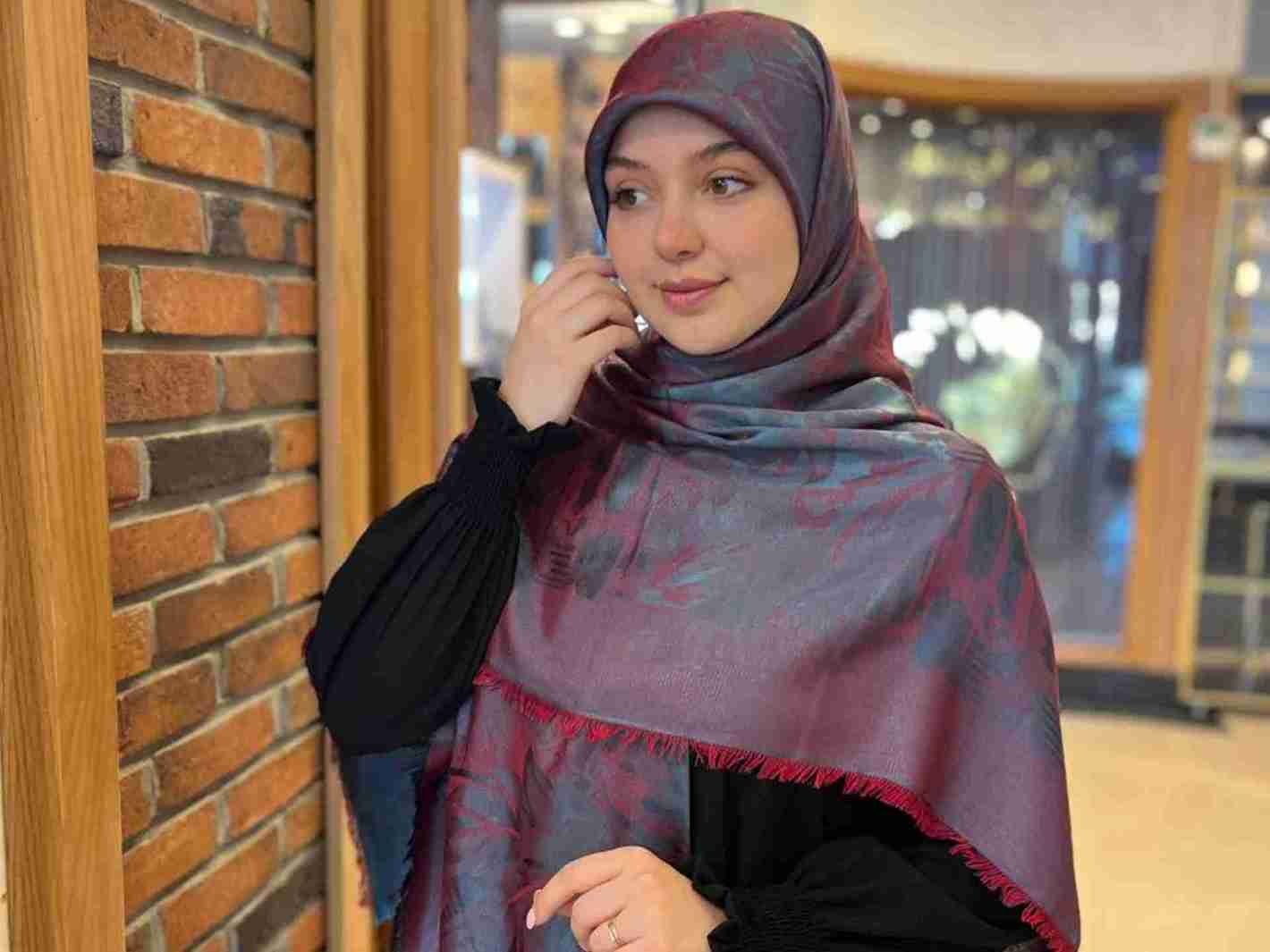 فروش عمده روسری نخ ابریشم ژاکارد لمه‌دار | شیک، خاص و پرفروش