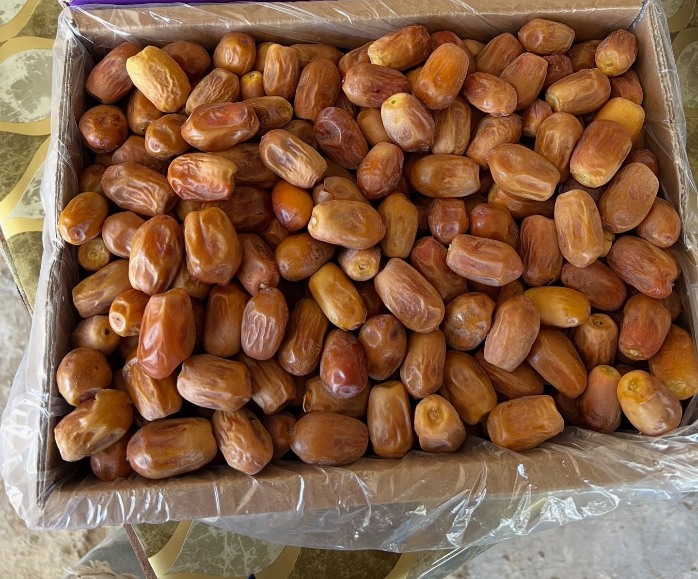 راهنمای تشخیص خرما زاهدی مرغوب