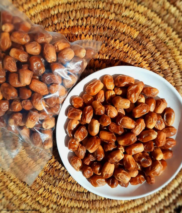 تصویر 4 از خرما زاهدی کهنوج مناسب مصرف روزانه و میان وعده سالم