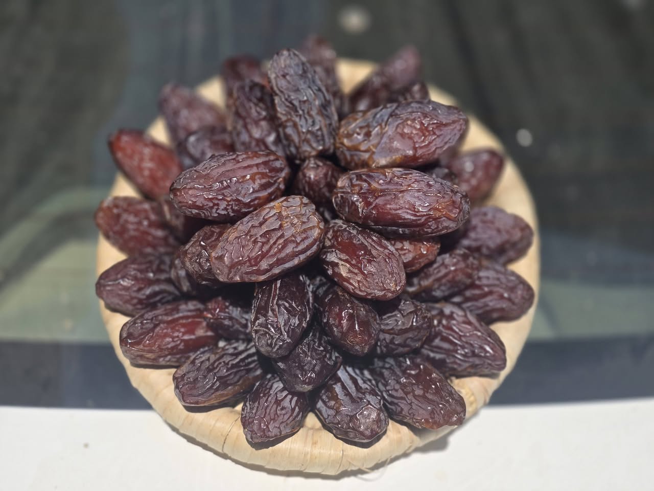 تصویر 3 از بسته‌ بندی استاندارد خرما مجول صادراتی