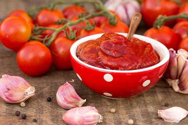 تصویر 4 از قیمت رب گوجه فرنگی چیما شیشه‌ای ۶۸۰ گرمی قوطی ۸۰۰ گرمی