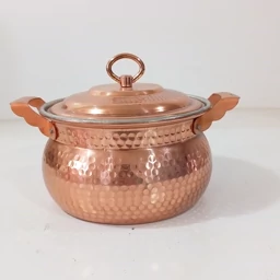 تصویر 1 از قابلمه مسی شکمی با طراحی سنتی و ظرفیت مناسب