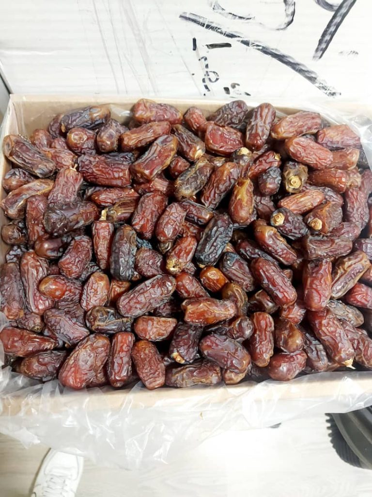 تصویر 2 از خرما پیارم سوپر لوکس