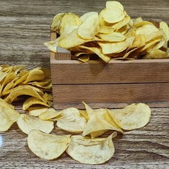 خلال سیب زمینی چیپس مرغوب با کیفیت مناسب مصرف روزانه