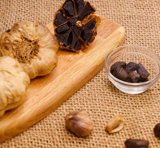 تصویر 3 از سیر سیاه تخمیر شده مرغوب با کیفیت فرآوری عالی