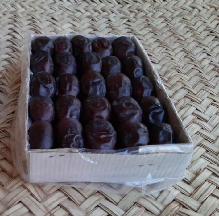 تصویر 2 از خرما مضافتی مشکین 600 گرمی مناسب پذیرایی و میان وعده