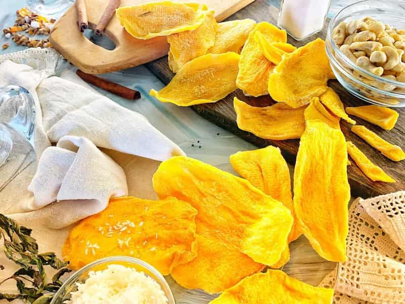 انبه خشک پفکی با کیفیت صادراتی مطلوب