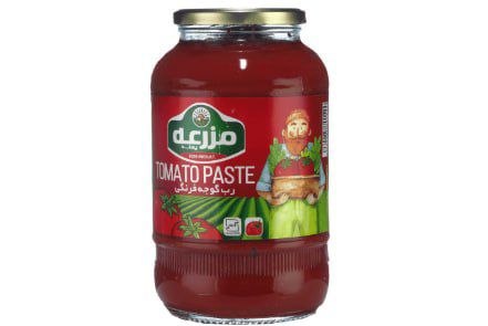 رب گوجه فرنگی مزرعه تهیه شده از گوجه های تازه برداشت شده با حفظ تازگی اولیه