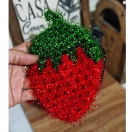 تصویر 3 از اسکاج توت فرنگی با طراحی جذاب برای شستشوی آسان ظروف