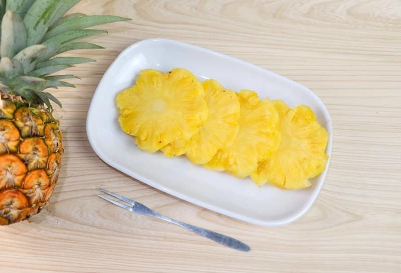 تصویر 1 از آناناس خشک وارداتی با برش های یکدست و طبیعی