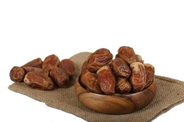 تصویر 4 از خرما زاهدی کارتونی مناسب حمل و نگهداری