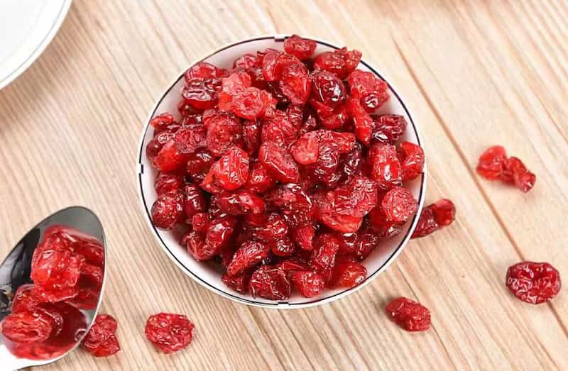 تصویر 1 از آلبالو خشک پفکی با طعم بی نظیر و بافت سبک و ترد