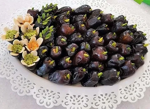 خرما ارده مجلسی مناسب پذیرایی در دورهمی های خانوادگی