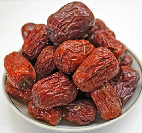 تصویر 4 از خرما پیارم درجه یک با کیفیت سورت شده و شیرینی طبیعی