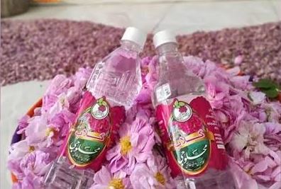 تصویر 1 از گلاب محلوجی کاشان مناسب مصارف خانگی و حرفه ای