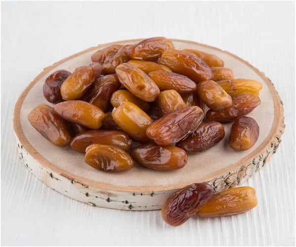 تصویر 1 از خرما زاهدی مروارید انتخابی مناسب برای مراکز بسته بندی و صنایع غذایی