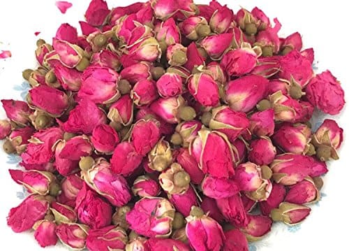 غنچه گل محمدی داراب شیراز برداشت شده از باغ های مرغوب