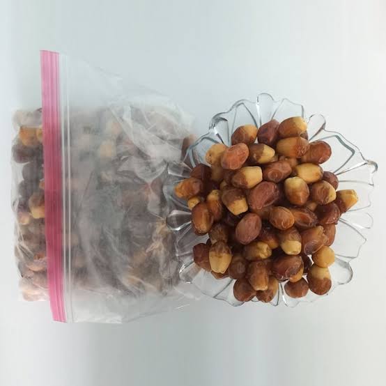 تصویر 3 از خرما زاهدی مروارید انتخابی مناسب برای مراکز بسته بندی و صنایع غذایی