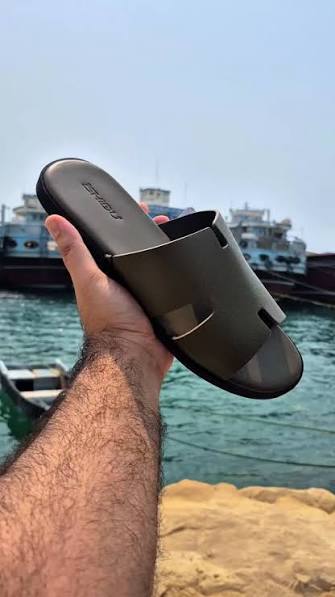 تصویر 4 از دمپایی مردانه هرمس با طراحی لوکس و ظاهر متفاوت