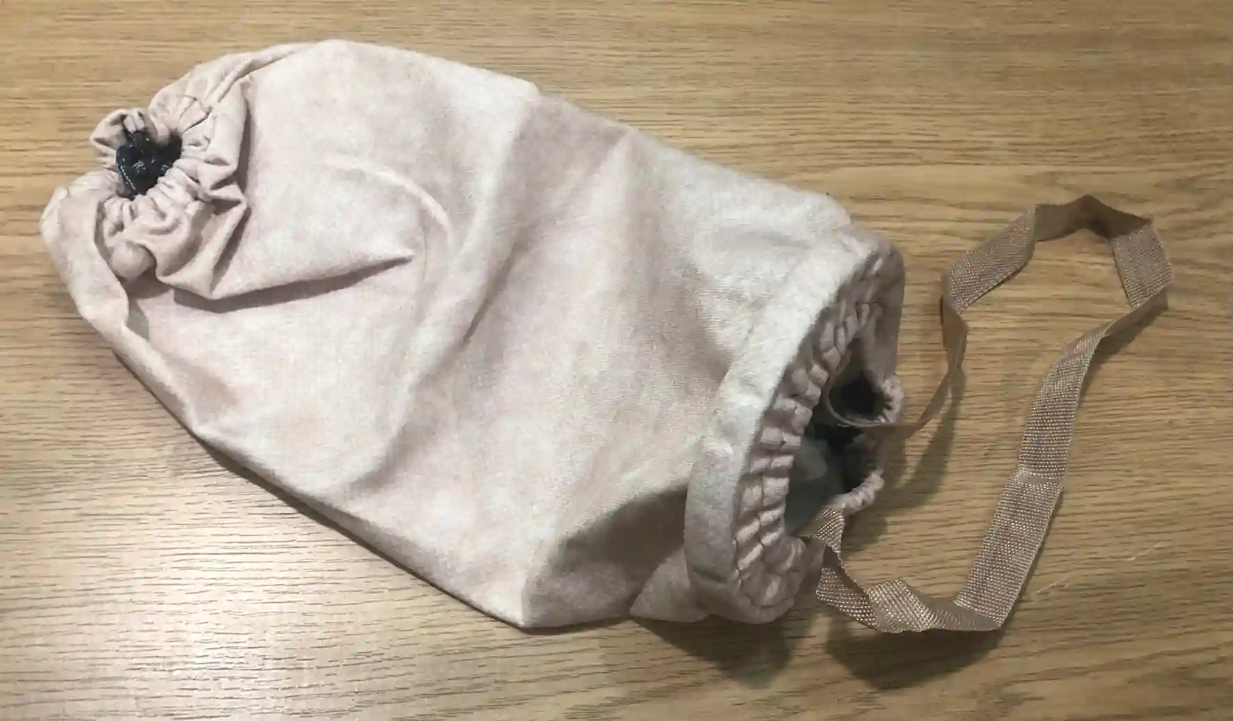 کیسه زباله خودرو بادوام با نصب آسان روی صندلی