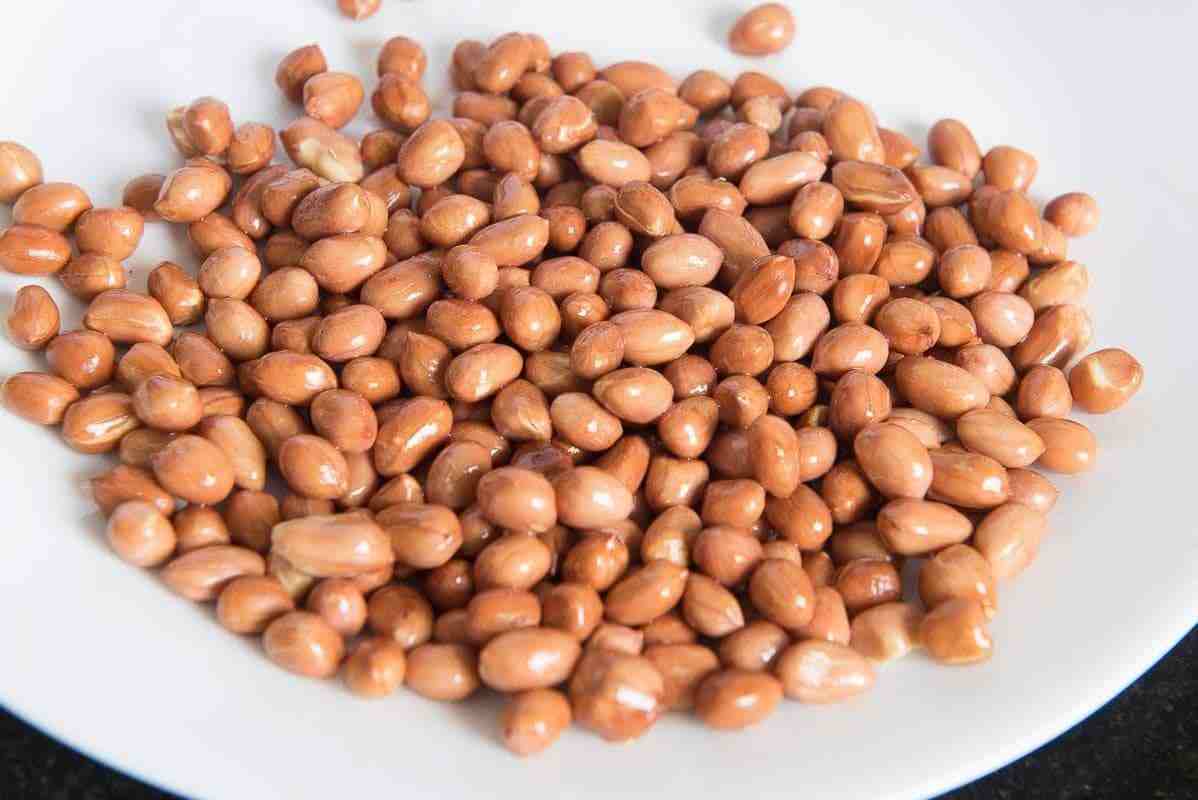 تصویر 1 از مغز بادام زمینی با کیفیت مناسب صنایع غذایی