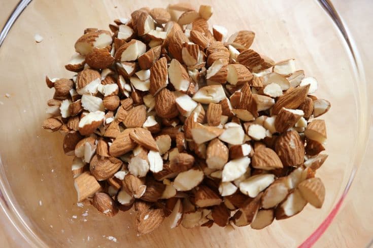 تصویر 2 از مغز بادام مامایی با طعم تازه و طبیعی و ممتاز