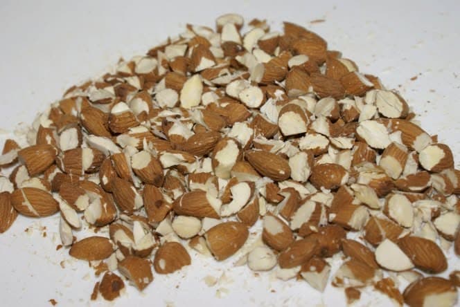 تصویر 1 از مغز بادام مامایی با طعم تازه و طبیعی و ممتاز