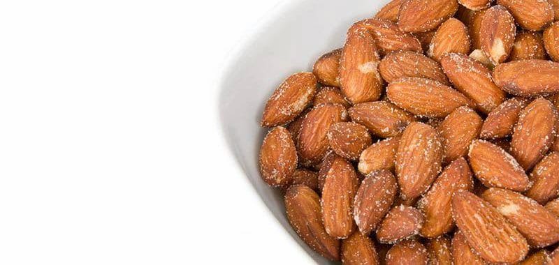 تصویر 1 از بادام مامایی شور با مغز درشت و برشته شده