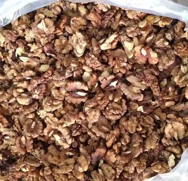 تصویر 4 از مغز گردو فسنجانی چرب مناسب تهیه خورشت اصیل