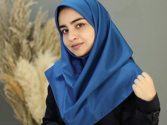 مقنعه رنگی نخی مناسب استفاده روزانه در تمام فصول