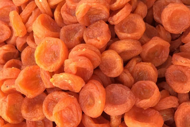 تصویر 1 از قیسی زرد آلو سیاه با طعم خاص و کیفیت ممتاز