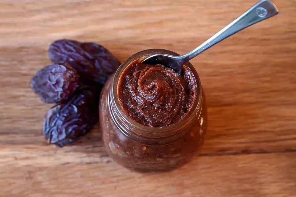 خمیر خرما عمده تهیه شده از خرمای مرغوب