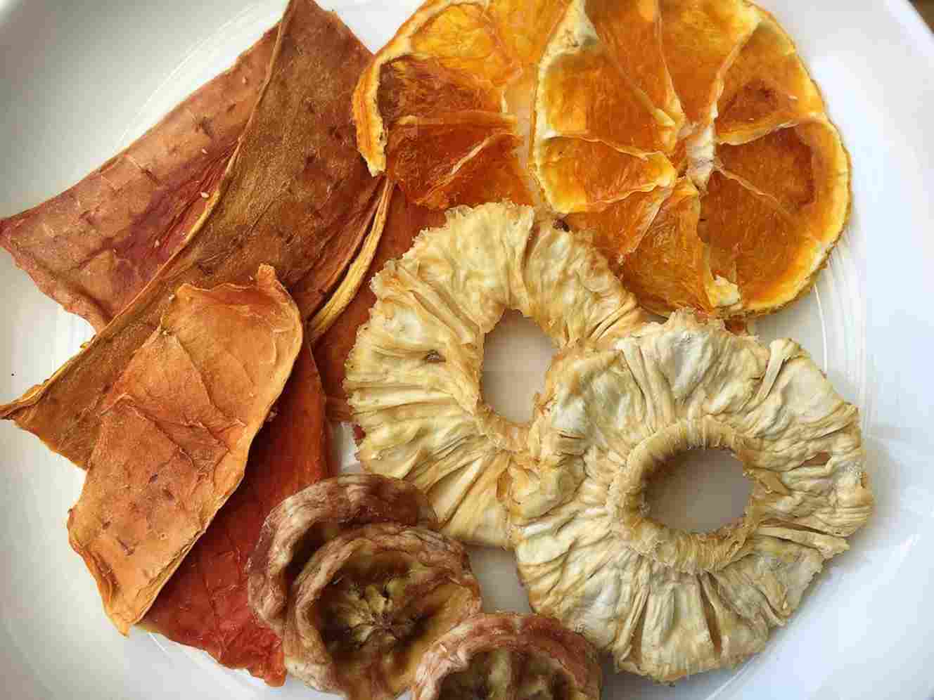 تصویر 2 از میوه خشک فله مشهد با سورت دقیق و آماده توزیع برای فروشگاه‌های خشکبار