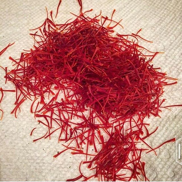 تصویر 4 از زعفران پوشال معمولی با کیفیت مطلوب و رنگ دهی عالی