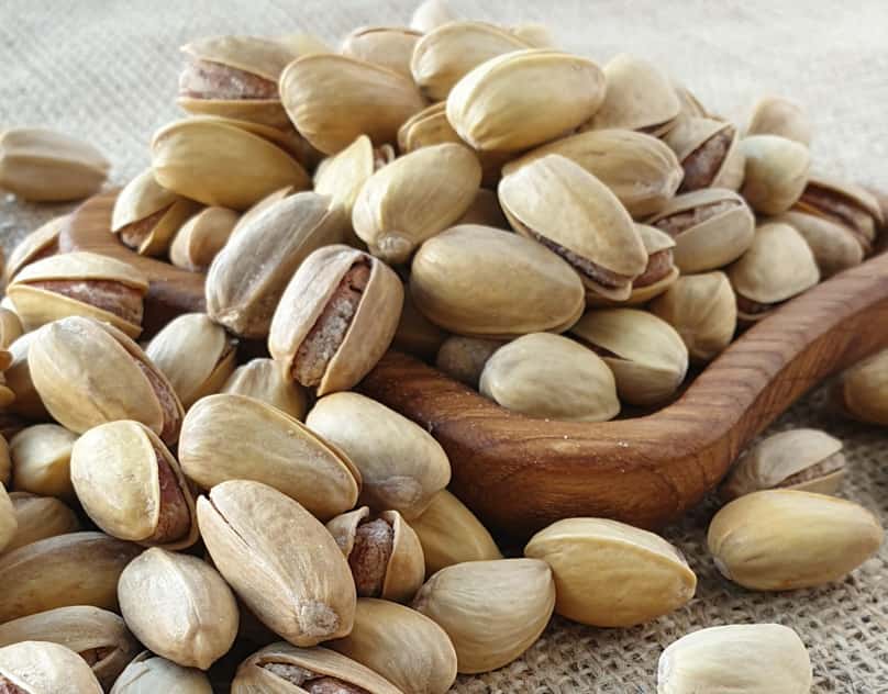تصویر 2 از پسته احمدآقایی شور با مغزدرشت و خوش طعم