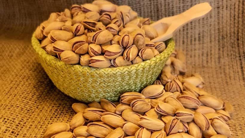 تصویر 4 از پسته احمدآقایی شور با مغزدرشت و خوش طعم