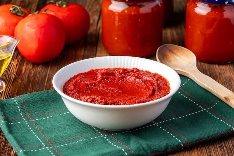 تصویر 2 از رب گوجه فرنگی فامیلا با غلظت و طعم ممتاز برای هر سلیقه