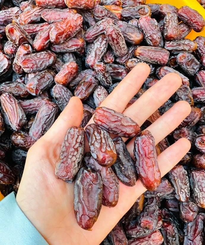 تصویر 4 از خرید خرما پیارم سورت شده صادراتی + قیمت عمده
