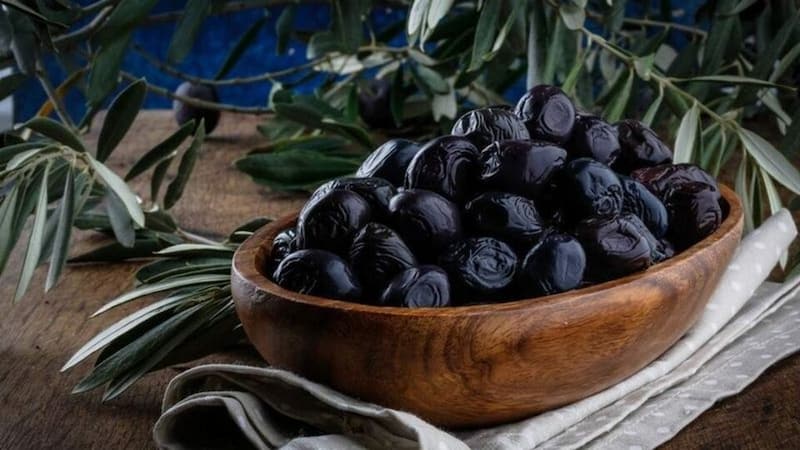 خرما مضافتی شیراز انتخابی ممتاز برای بازارهای داخلی و صادراتی
