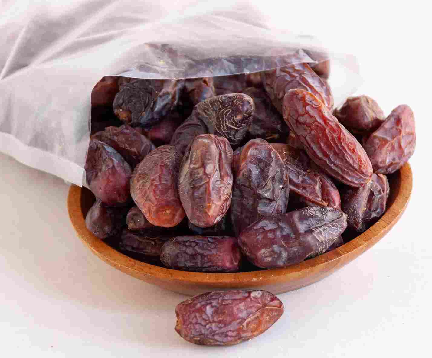 خرما خاصویی جم انتخابی مناسب برای فروشگاه های خشکبار