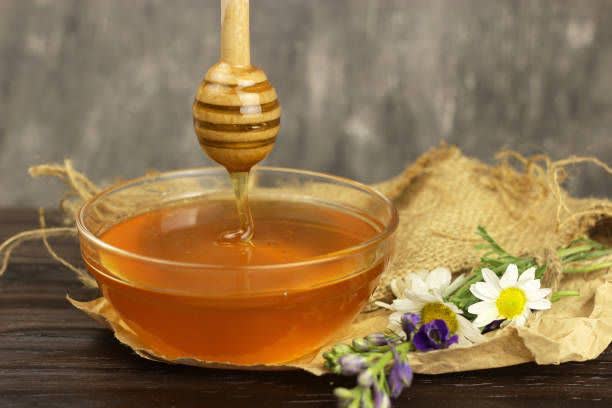 تصویر 3 از عسل سبلان طبیعی با رنگ شفاف و کیفیت بالا