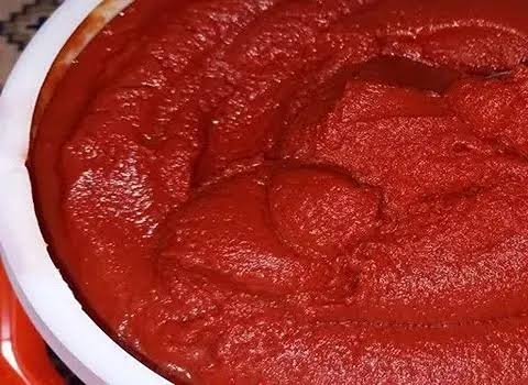تصویر 3 از رب گوجه فرنگی تکدانه با کیفیت ثابت برای استفاده در دستورهای مختلف