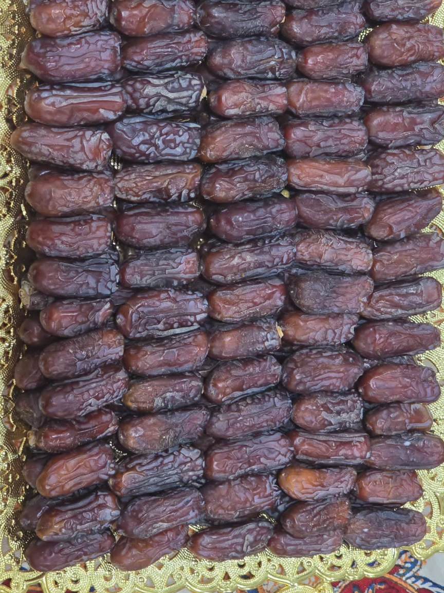خرید عمده خرما پیارم ممتاز حاجی آباد