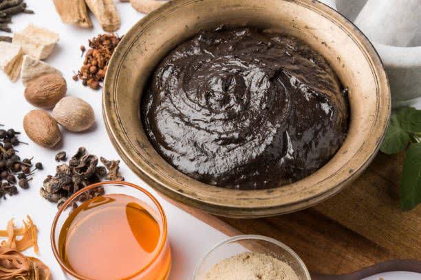 تصویر 2 از حنا هندی مشکی با ترکیبات طبیعی و موثر