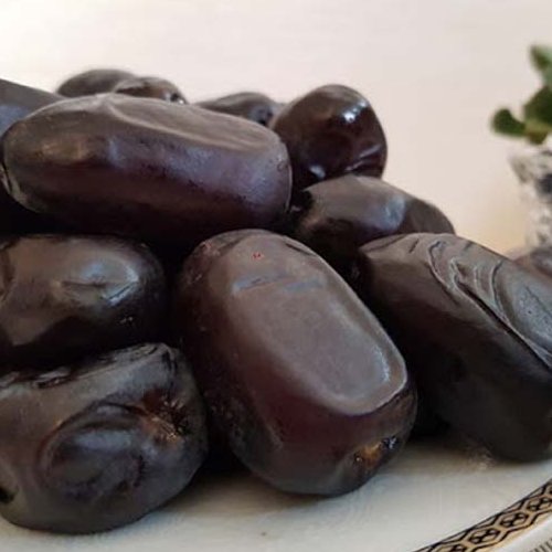 تصویر 2 از خرما مضافتی اصفهان با بافت نرم و گوشتی ممتاز