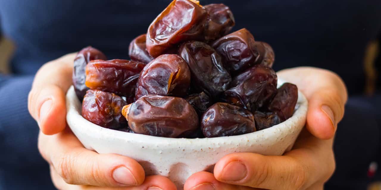 تصویر 1 از خرما مضافتی الماس فرآوری شده با استاندارد روز